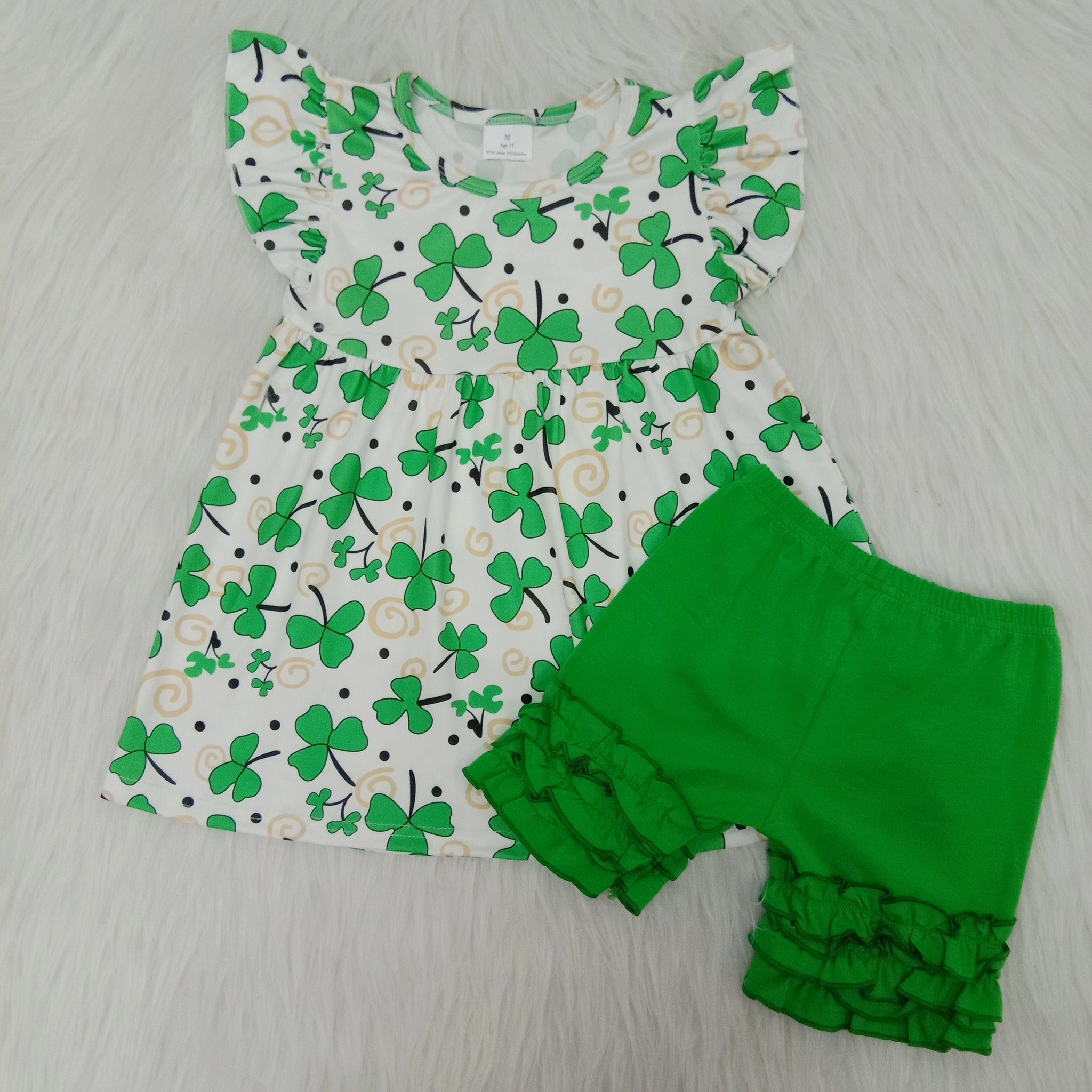 A5-21 St. Patrick Green Clover Shorts Sets