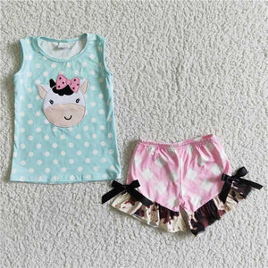 GSSO0088   Girls Embroidered Bull Head Green Sleeveless Pink Plaid Shorts Set