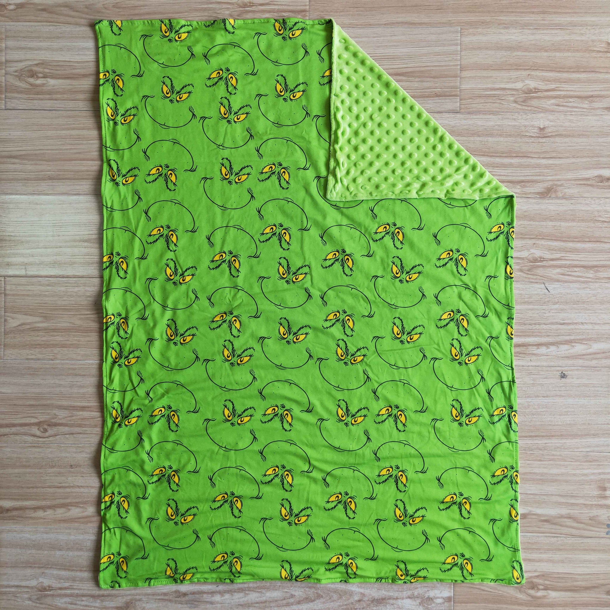 6 B9-40 Christmas Baby Blanket