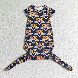 NB0006 Baby girls Rodie  gown for sleepwear