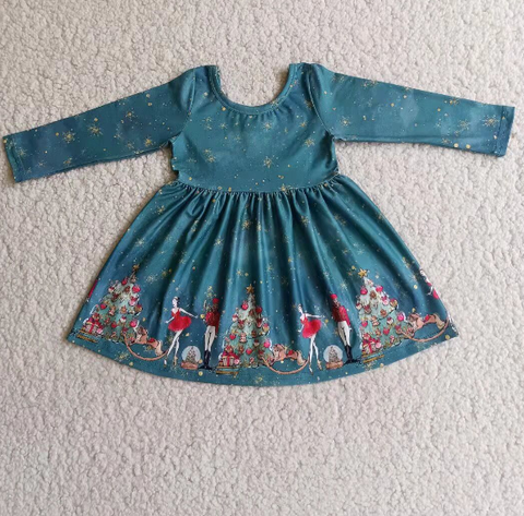 6 A4-17 Christmas Tree Madeleine Green Long Sleeve Dress