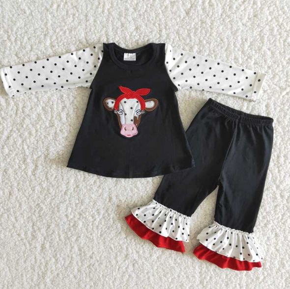 Embroidered Bull Head Black Dot Set