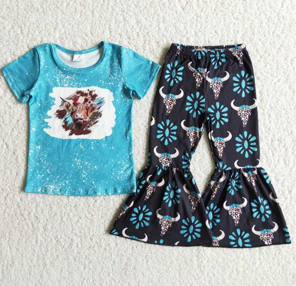 D8-28 Leopard Print Flowers Bull Head Green Set