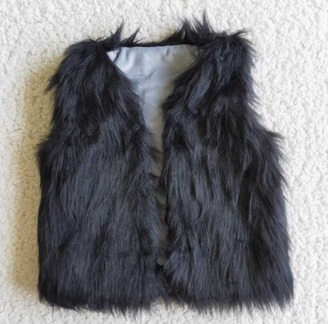 6 B0-3 Black faux fur girls vest