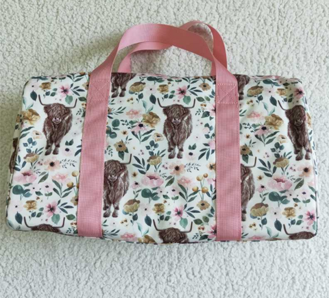BA0008 Highland cow travel bags
